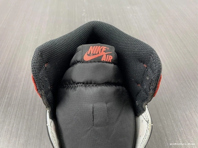 High Air OG 'Track Red' 1 Jordan 555088-112 Retro 0809